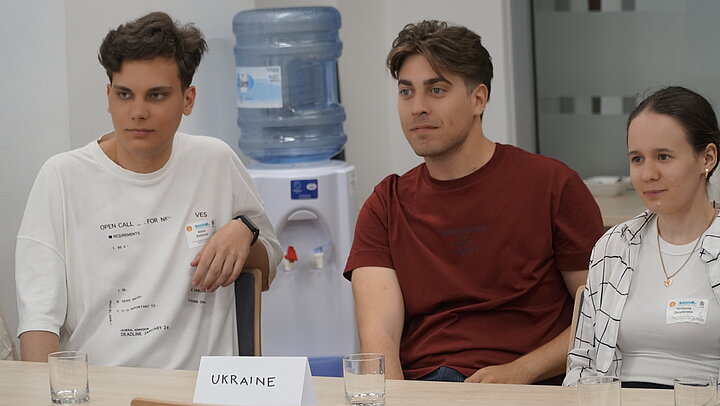 grupa z Ukrainy (i przedstawiciel Włoch)
