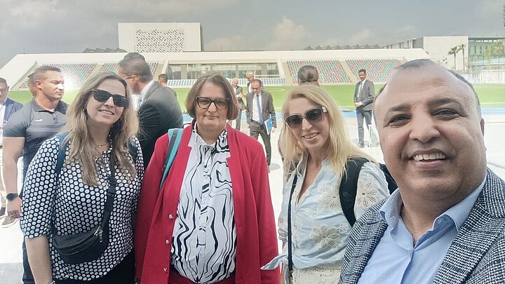 zdjęcie po drodze do konferencji