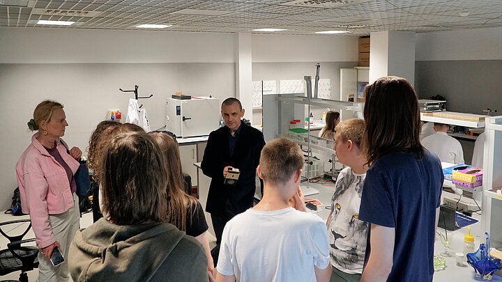 zwiedzanie laboratorium
