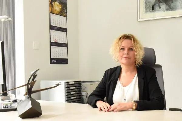 prof. dr hab. Monika Motak